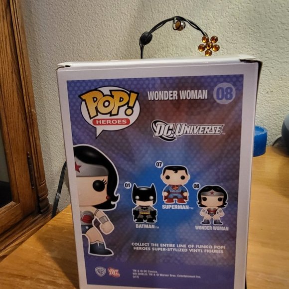 DC Universe Wonder Woman PX Exclusive Funko Pop - Picture 3 of 11